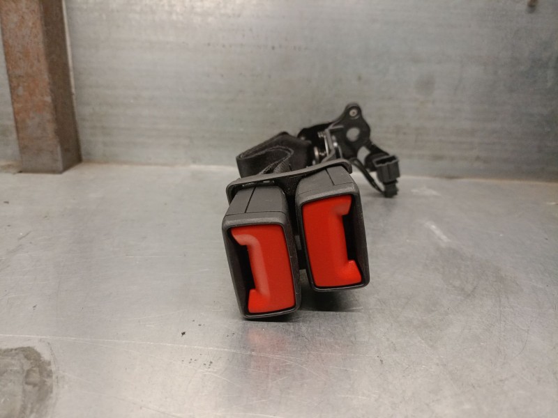 Recambio de enganche cinturon para audi q2 (gab, gag) 1.0 tfsi referencia OEM IAM 81A857739 81A857739 34212149