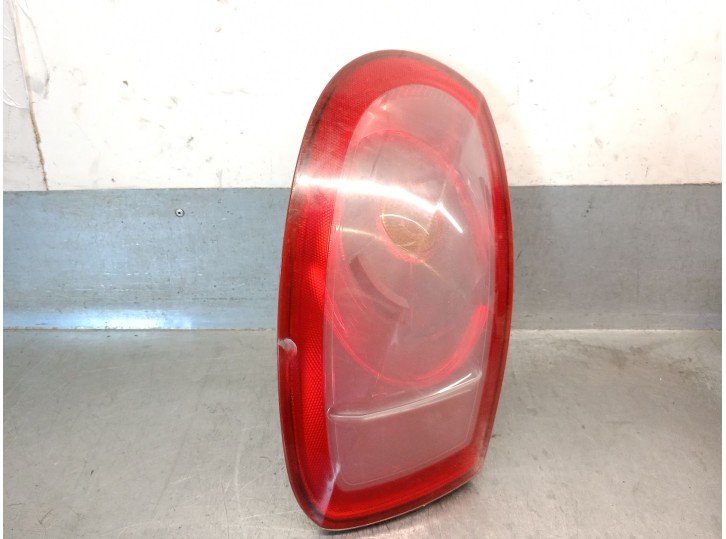 Replacement rear right tail light for Fiat Bravo (198) 1.9 JTD 16V CAT OEM IAM reference 51757542 51757542 