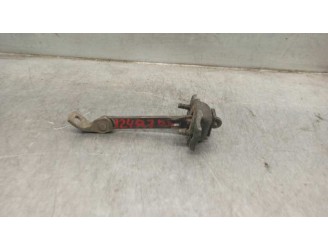 Recambio de retenedor puerta para tata safari ex safari 2.0 referencia OEM IAM   