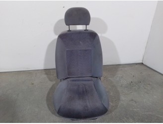 Recambio de asiento delantero derecho para nissan primera berl./familiar (p10/w10) 2.0 diesel referencia OEM IAM 4972976 TELA GR
