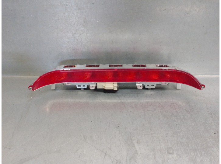 Recambio de luz central de freno para chevrolet epica 2.0 diesel cat referencia OEM IAM 96636723 