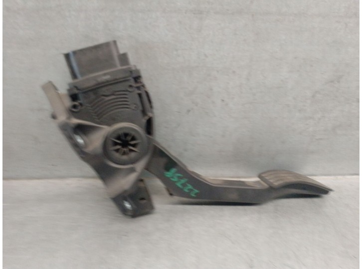 Replacement accelerator pedal potentiometer for Volvo V60 I (155) D3 / D4 OEM IAM reference 31329061 31329057 