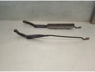 Recambio de brazo limpia delantero derecho para audi 80/90 (893) 2.2 referencia OEM IAM 893955407D 893955407C 