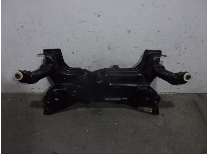 Recambio de puente delantero para ford focus 1.0 ecoboost cat referencia OEM IAM 2194232 CUNA MOTOR SUELO BURRA 28