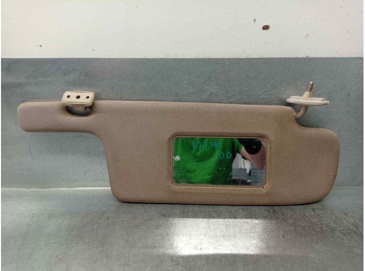 Recambio de parasol derecho para audi 80/90 (893) 2.2 referencia OEM IAM 893857551 