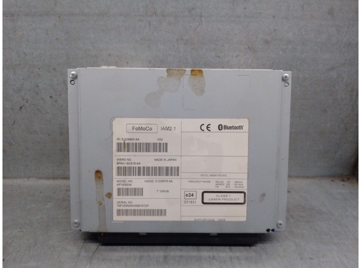 Replacement audio system / CD radio for Volvo V60 I (155) D3 / D4 OEM IAM reference 31328975AA 36001114 