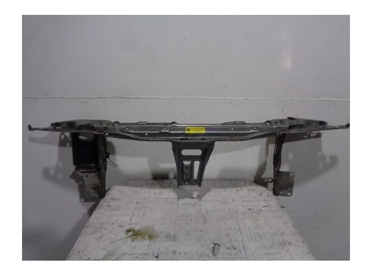Recambio de panel frontal para audi 80/90 (893) 2.2 referencia OEM IAM 893805591 DE CHAPA 