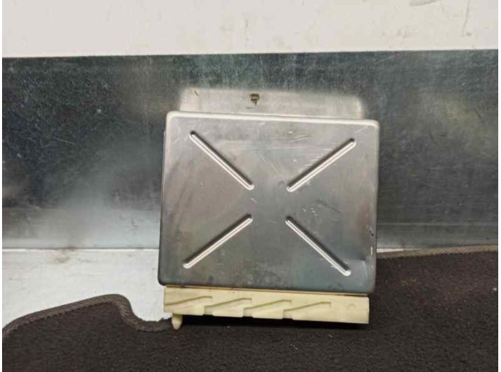 Recambio de centralita cambio automatico para volvo xc70 2.4 diesel cat referencia OEM IAM 09480761 00001313A6 TEMIC