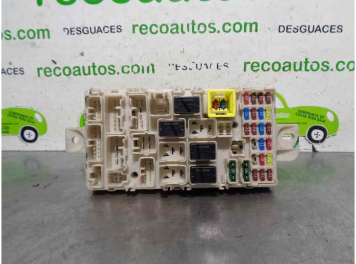Recambio de caja reles / fusibles para mitsubishi space star (a00) 1.2 referencia OEM IAM 8637A998 