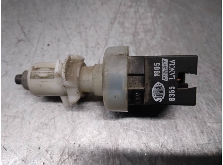 Recambio de sensor para peugeot boxer caja cerrada (rs3200)(230)(´02) 2.5 turbodiesel cat referencia OEM IAM B365 1805 STPE