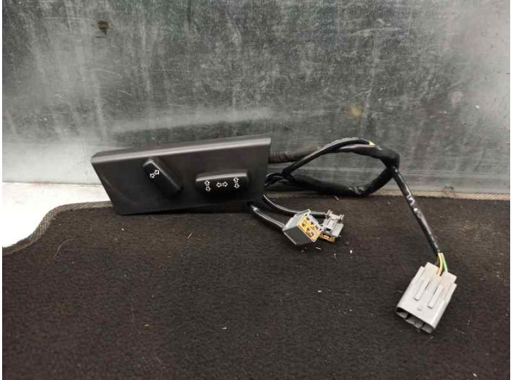 Recambio de mando asiento derecho para volvo xc70 2.4 diesel cat referencia OEM IAM 39980278 