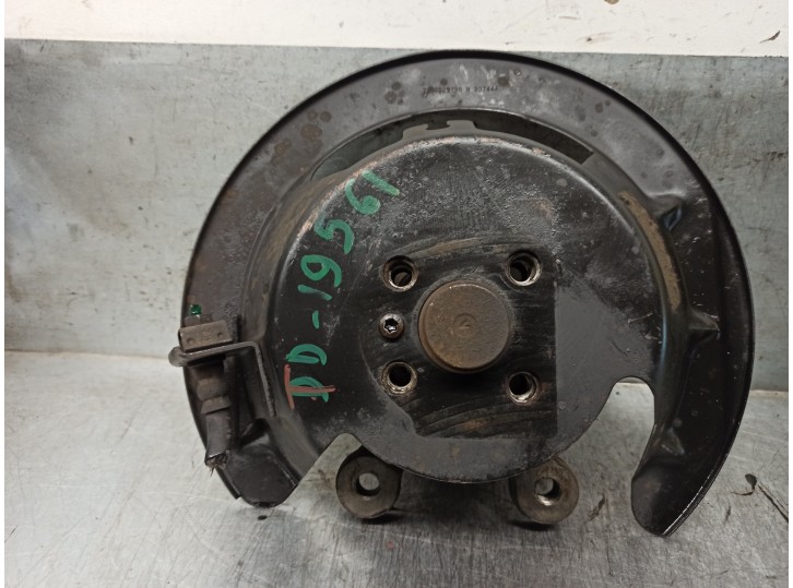 Recambio de mangueta trasera derecha para renault laguna (b56) 2.2 turbodiesel referencia OEM IAM 7700820828  