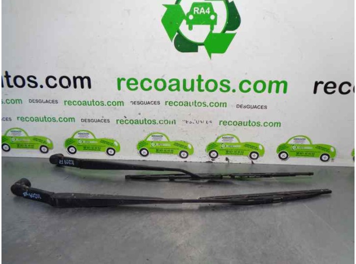 Replacement front right wiper arm for Mitsubishi Space Star (A00) 1.2 OEM IAM reference 8250A489 8250A491 