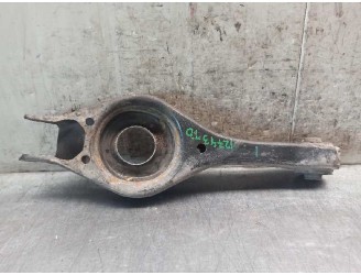 Recambio de brazo suspension inferior trasero derecho para hyundai i30 style referencia OEM IAM 552102H100 