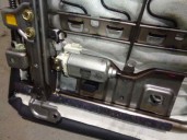 Recambio de asientos traseros para lexus ls430 (ucf30) básico referencia OEM IAM CUERO NEGRO 4 PUERTAS