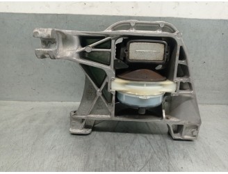 Recambio de soporte motor derecho para citroën c4 picasso ii 1.6 bluehdi 120 referencia OEM IAM 4A103720 9800010180 