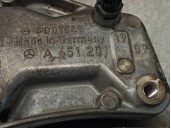 Recambio de soporte alternador para mercedes-benz clase c (w204) coupe 2.1 cdi cat referencia OEM IAM A6512011909 