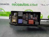 Recambio de caja reles / fusibles para toyota avensis berlina (t 22) 2.0 turbodiesel cat referencia OEM IAM 8272005010 