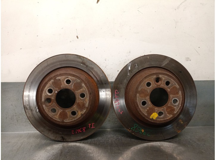 Replacement rear brake disc for Ford S-Max (CA1) 2.0 TDCi CAT OEM IAM reference 1864280 1864280 