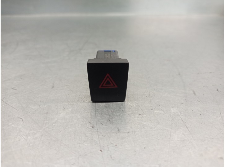 Replacement hazard warning switch for Seat Ibiza (KJ1) reference OEM IAM 6F0953235 