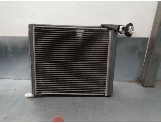 Recambio de evaporador aire acondicionado para toyota auris 1.4 turbodiesel cat referencia OEM IAM 4475003070  