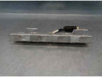 Recambio de luz central de freno para toyota auris 1.4 turbodiesel cat referencia OEM IAM 8100612010 8100612010 