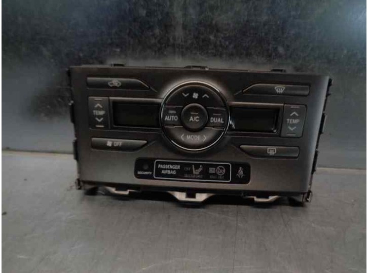 Recambio de mando climatizador para toyota auris 1.4 turbodiesel cat referencia OEM IAM 5590002220 