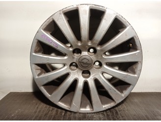 Recambio de llanta para opel insignia berlina 2.0 cdti cat referencia OEM IAM 13235012 R18X8JH2IS42 