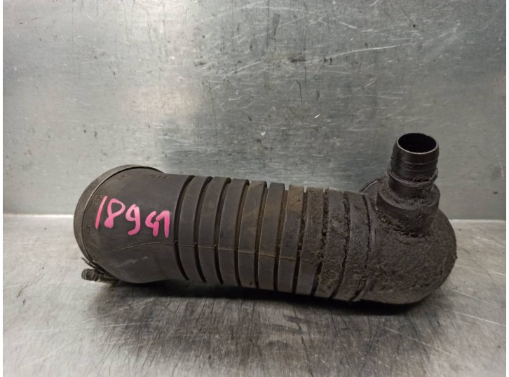 Recambio de tubo para volkswagen passat berlina (3b3) 1.9 tdi referencia OEM IAM 8D0129615J 