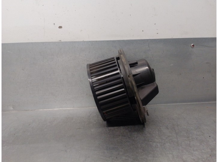 Recambio de motor calefaccion para volkswagen touran (1t2) 1.9 tdi referencia OEM IAM 1K1819015 31109971F VALEO