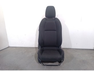 Recambio de asiento delantero derecho para mazda 3 hatchback (bp) 2.0 skyactiv-g m hybrid referencia OEM IAM BETN675J0 BETN675J0