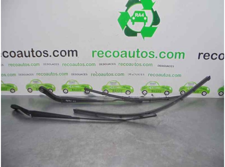 Replacement front right wiper arm for Ford C-Max (CEU) 1.0 EcoBoost cat OEM IAM reference 1899696 1899697 