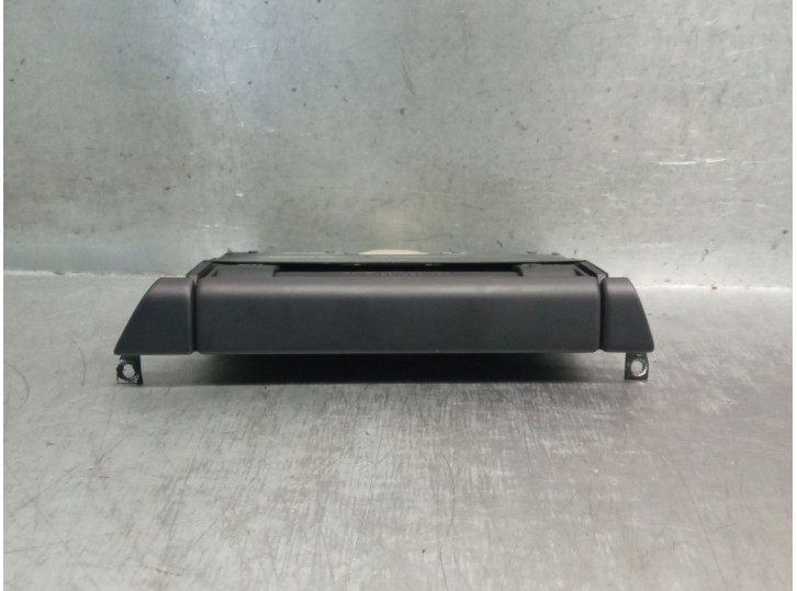 Recambio de cenicero para audi 100 berlina (c4) 2.6 v6 cat (abc) referencia OEM IAM 4A1857951D 4A1857951D 