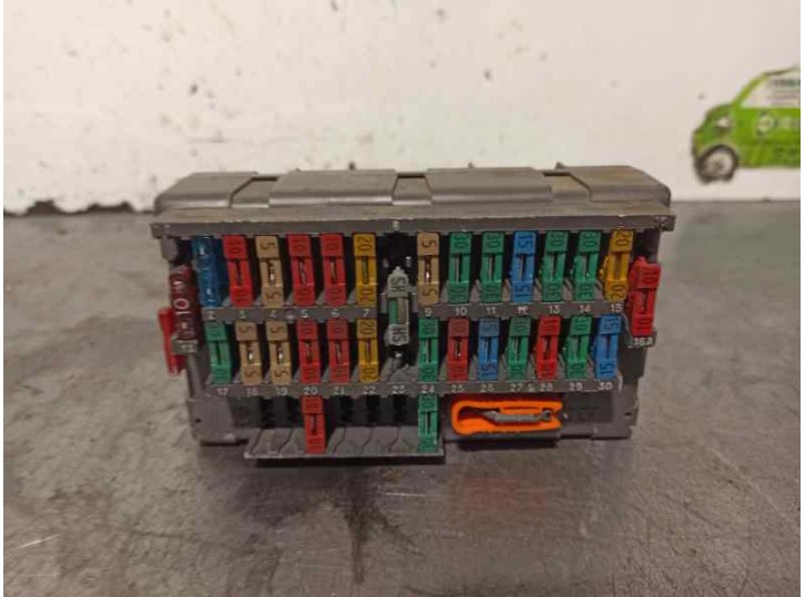 Recambio de caja reles / fusibles para peugeot 406 berlina (s1/s2) stdt referencia OEM IAM 9459288180 