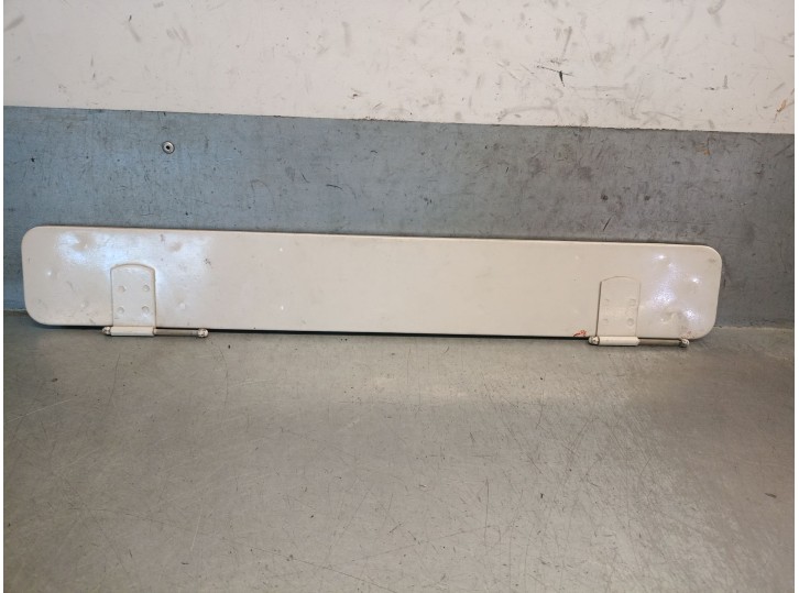 Recambio de molduras delanteras para land rover defender (ld) 2.5 tdi referencia OEM IAM ASR1154 ASR1154 