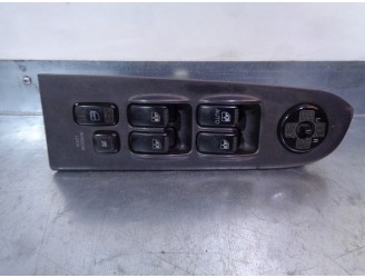 Replacement left front window lift switch for Hyundai Trajet (FO) 2.0 GLS OEM IAM reference 620W03030 621W02250 935703A