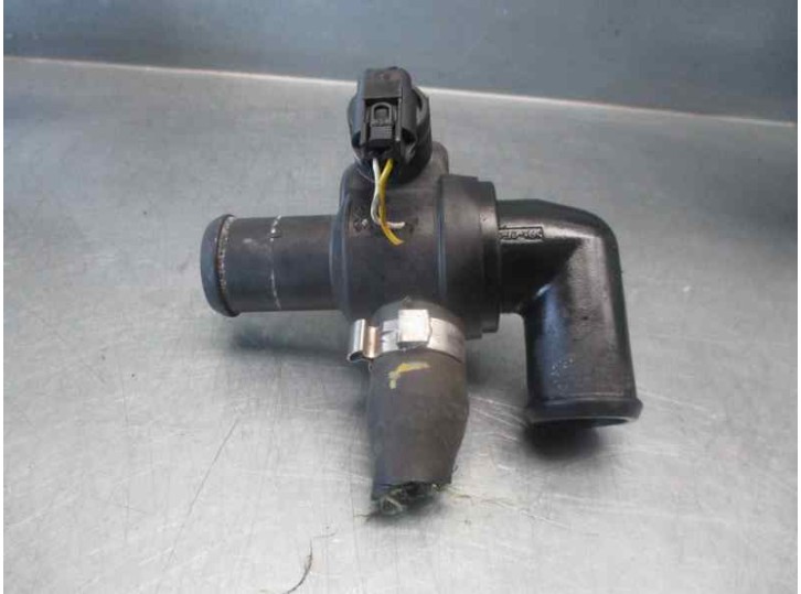 Recambio de termostato para mercedes-benz clase a (w168) 1.7 cdi diesel cat referencia OEM IAM 0003179V010 WAHLER