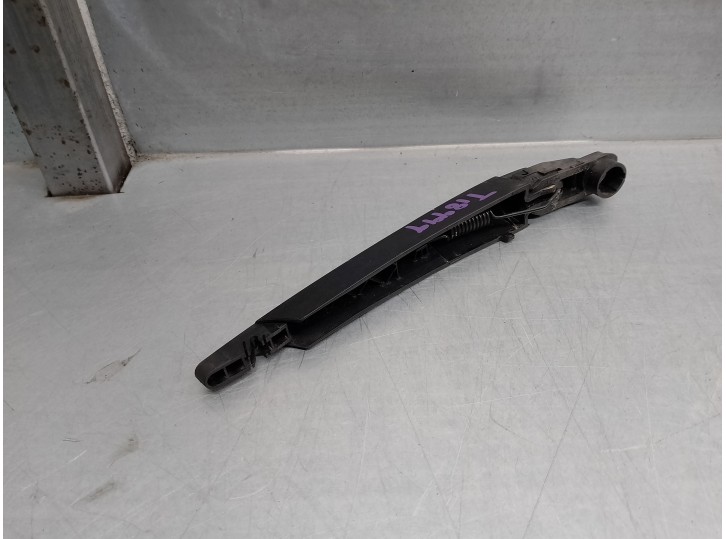 Recambio de brazo limpia trasero para dacia duster ii 1.3 tce cat referencia OEM IAM 287807006R W000028561 VALEO