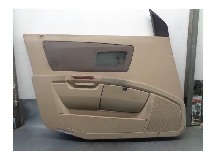 Recambio de guarnecido puerta delantera izquierda para cadillac srx v6 elegance referencia OEM IAM 8150550000 1GA0371481 