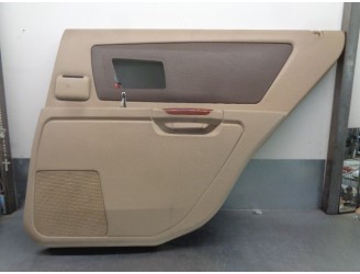 Recambio de guarnecido puerta trasera derecha para cadillac srx v6 elegance referencia OEM IAM 1GA0371481 10393544 