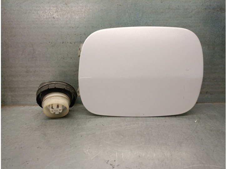 Recambio de tapa exterior combustible para lexus gs (_s19_) 450h (grs191_, gws191_) referencia OEM IAM 7735030380 7735030380 