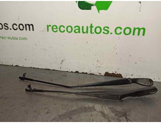 BRAZO LIMPIA DELANTERO DERECHO 30698250 