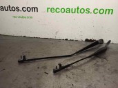 Recambio de brazo limpia delantero derecho para volvo v50 familiar 1.8 cat referencia OEM IAM 30698250  