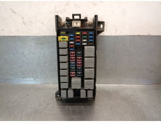 Recambio de caja reles / fusibles para kia carnival ii 2.9 crdi cat referencia OEM IAM 0K53H66760 