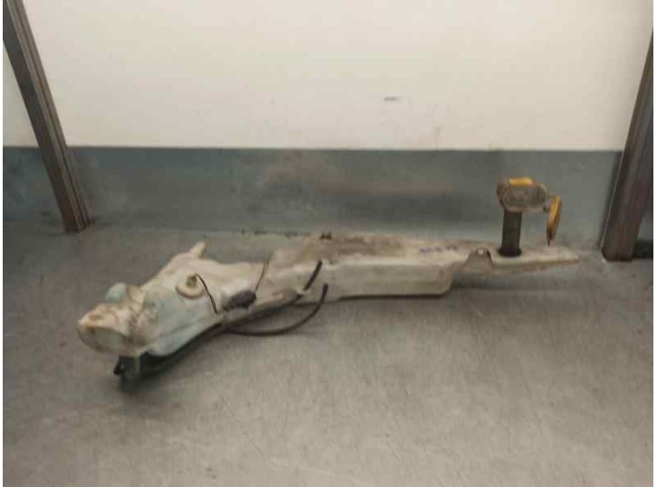 Recambio de deposito limpia para ford focus berlina (cap) 1.6 tdci cat referencia OEM IAM XS4117618CH  