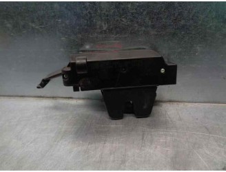 Replacement boot / tailgate lock for Citroën C3 1.4 16V Exclusive OEM IAM reference 9652301980 3 PINES 
