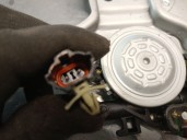 Recambio de elevalunas delantero izquierdo para kia carnival ii 2.9 crdi cat referencia OEM IAM 0K5525956Y 0K5525956X 