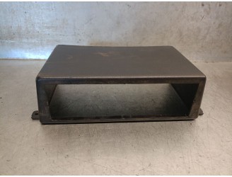 Recambio de molduras delanteras para land rover defender (ld) 2.5 tdi referencia OEM IAM BTR8593LDQ BTR8593LDQ 