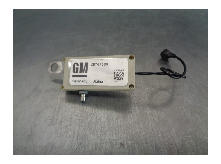 Recambio de antena para cadillac srx v6 elegance referencia OEM IAM 25767968 