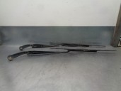 Replacement front right wiper arm for Cadillac SRX V6 Elegance OEM IAM reference 88958239 88958241 